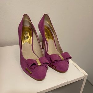 Michael Kors Velvet bow tie pumps size 7 1/2